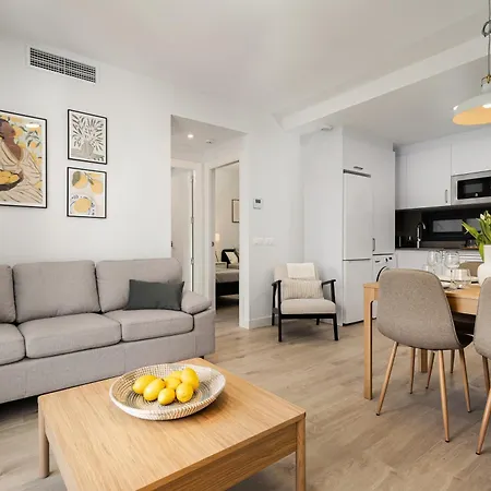 New Cozy 2-bedroom In Center Apartment Estepona