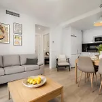 New Cozy 2-bedroom In Center Apartment Estepona