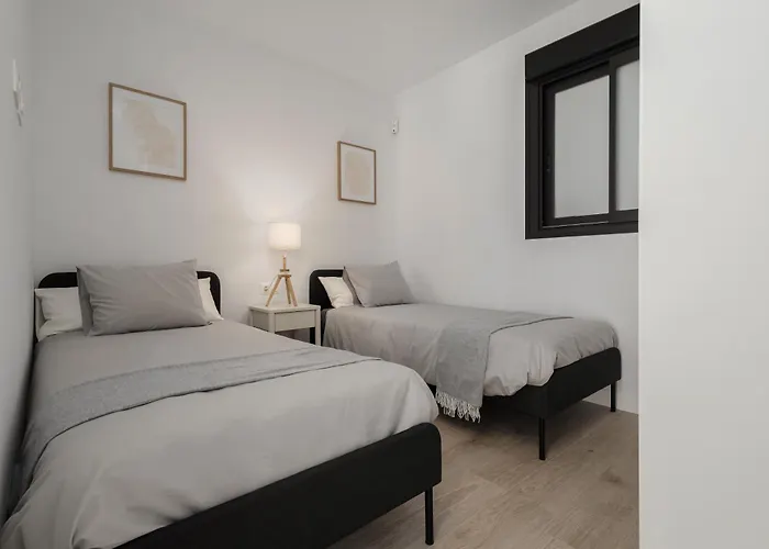 New Cozy 2-bedroom In Center * Estepona